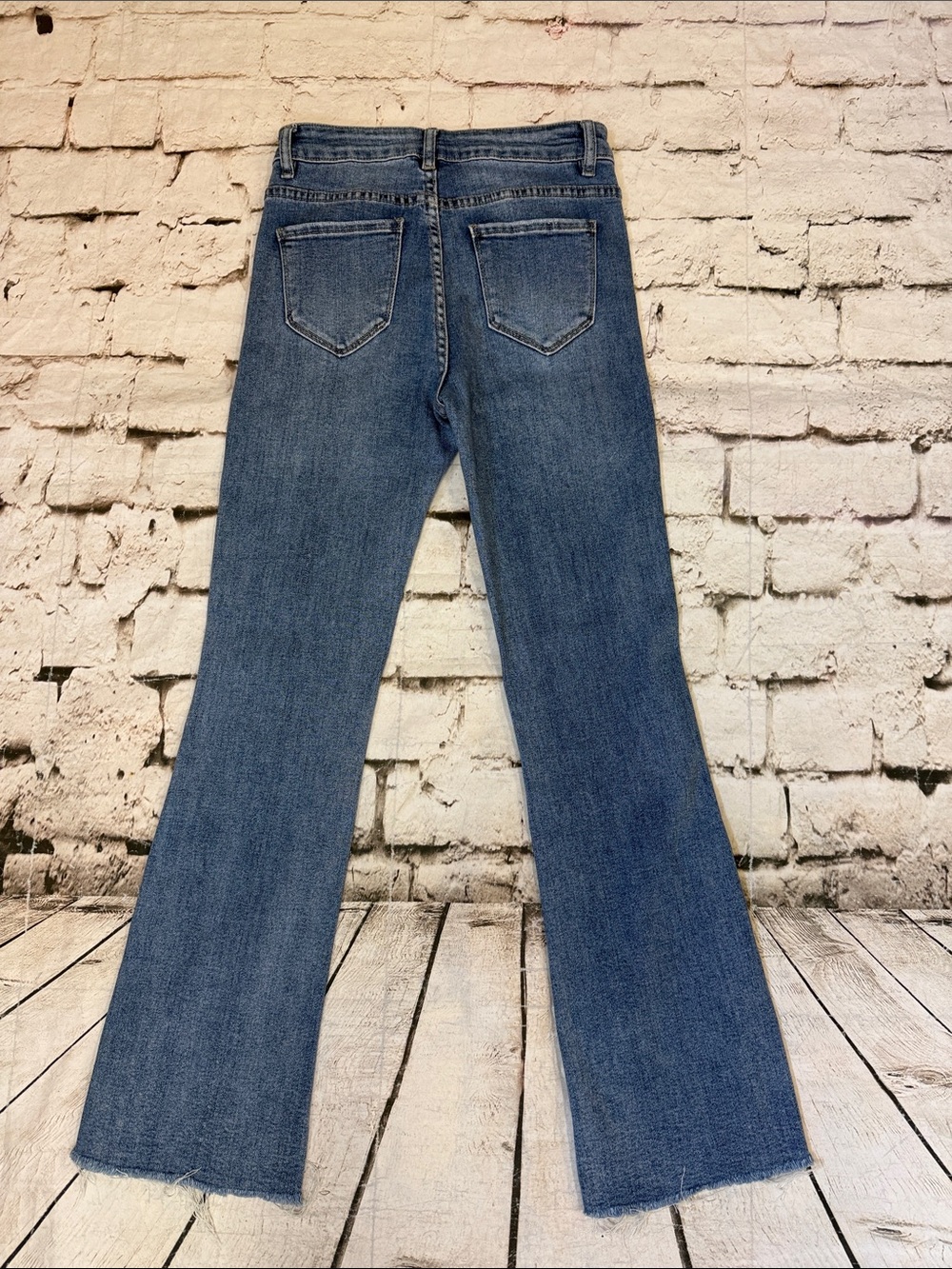 Femme Fatale Veronica Cropped Flare Jeans | Button Hem Detail | Mid Rise Size S - Picture 8 of 9